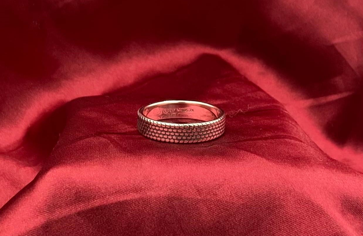 Dragon scale ring